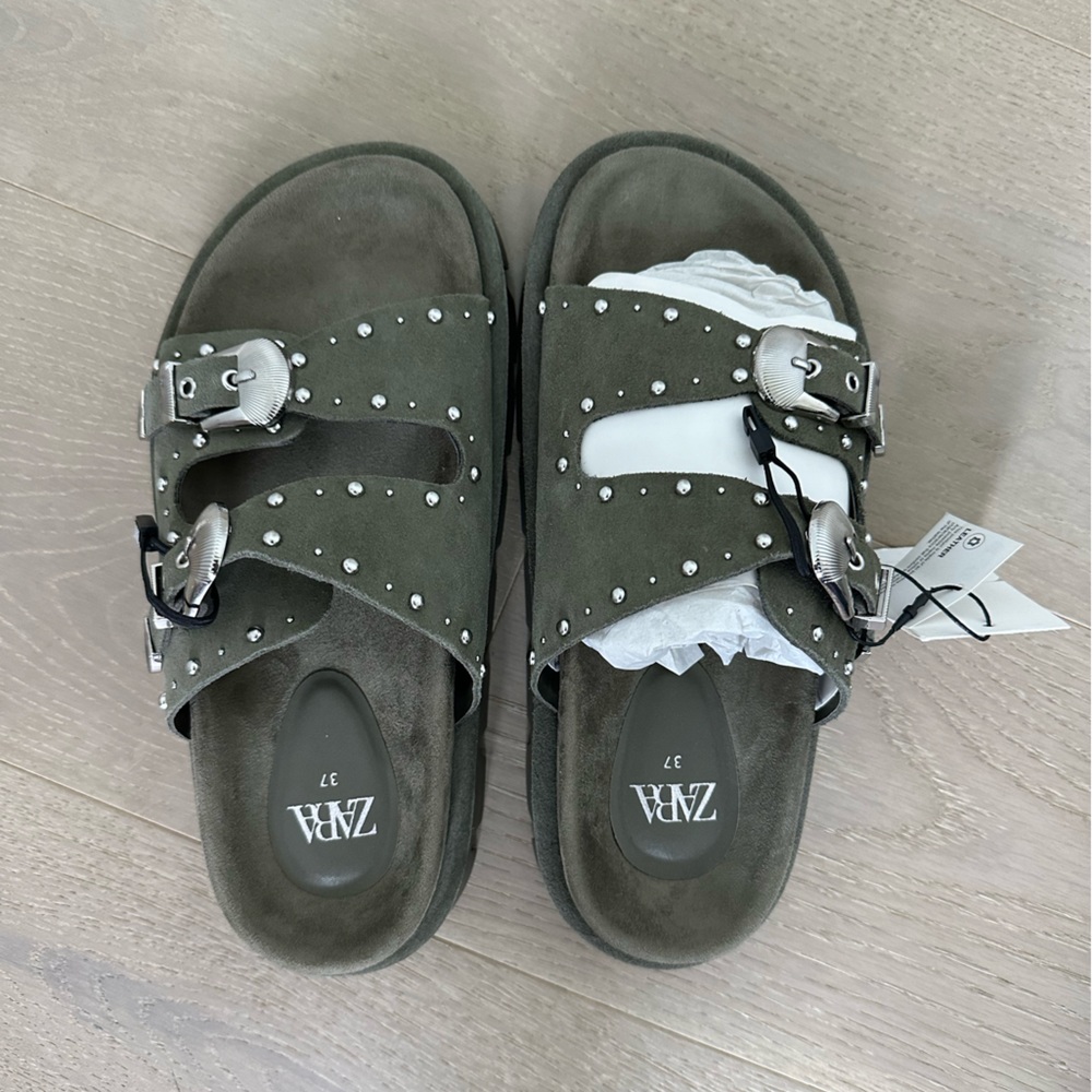 ZARA STUDDED FLAT LEATHER SANDALS